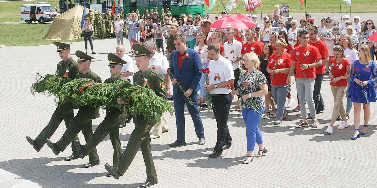 Молодежный марафон «75» завершился на Кургане Славы