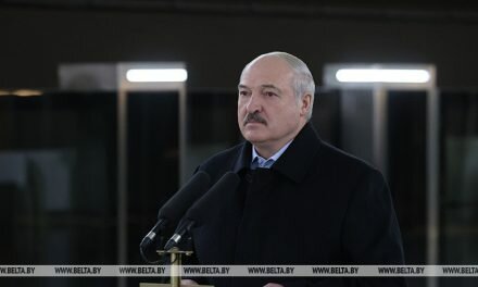 Лукашенко: Минск надо постепенно переводить на электротранспорт