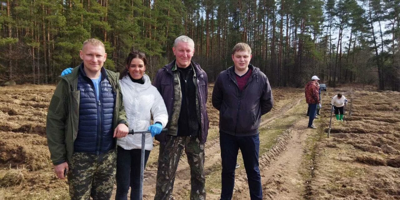 Посадили символ долголетия