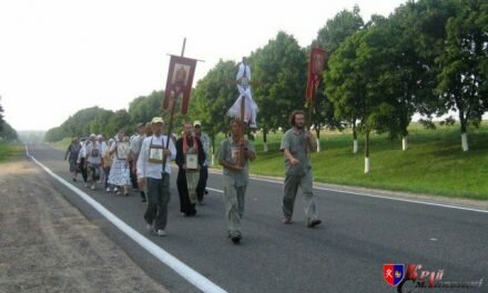 ВЕЛИЧАЙШАЯ СВЯТЫНЯ БЕЛАРУСИ ПОБЫВАЛА В СМОЛЕВИЧАХ