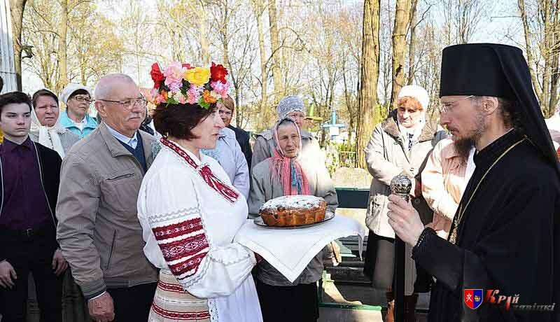 ГЕОРГИЕВСКИЙ ХРАМ В ЗАБОЛОТЬЕ ОТМЕТИЛ ПРЕСТОЛЬНЫЙ ПРАЗДНИК